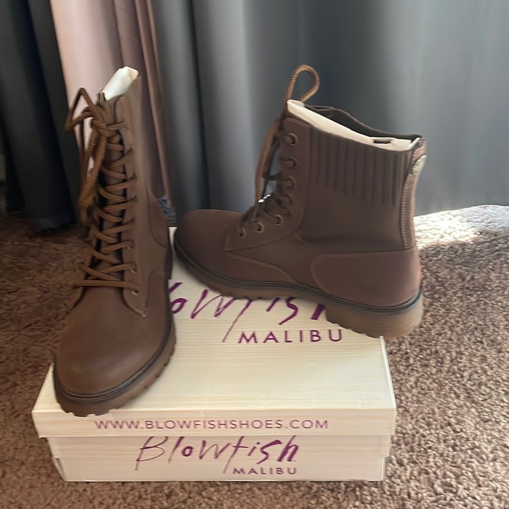 Blowfish Malibu Reilly Lace Up Combat Boot NWT